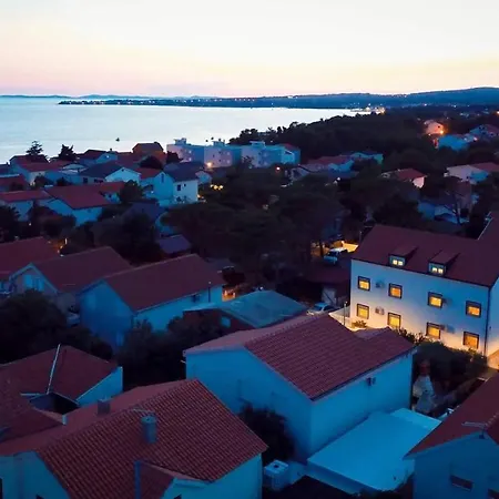 Ivan Apartman *